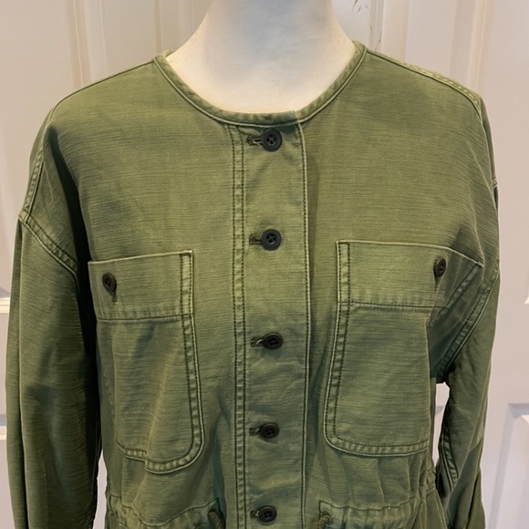 MADEWELL Claremont Drawstring Jacket. Size Medium. Style Al889. Military. Small. - Picture 4 of 11